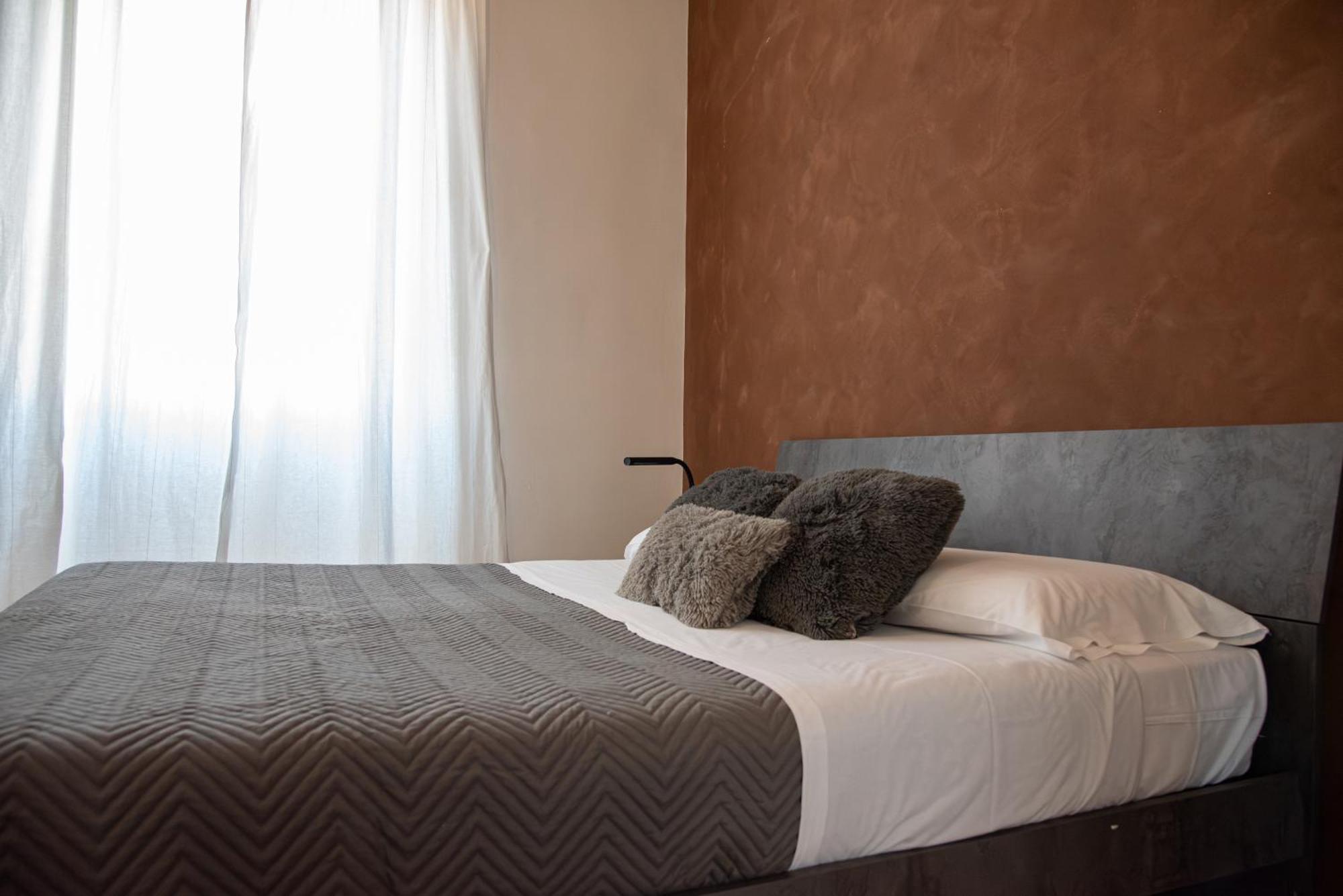 Santonofrio Apartments โรม ภายนอก รูปภาพ